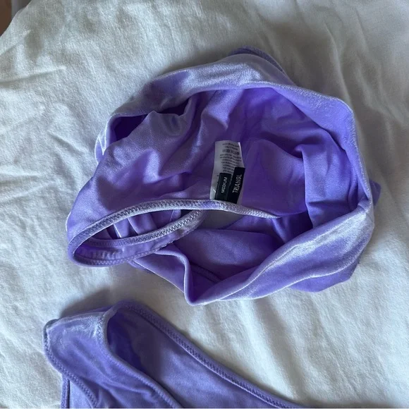 triangl swimwear Elle purple velvet bikini set size M - Picture 4 of 7